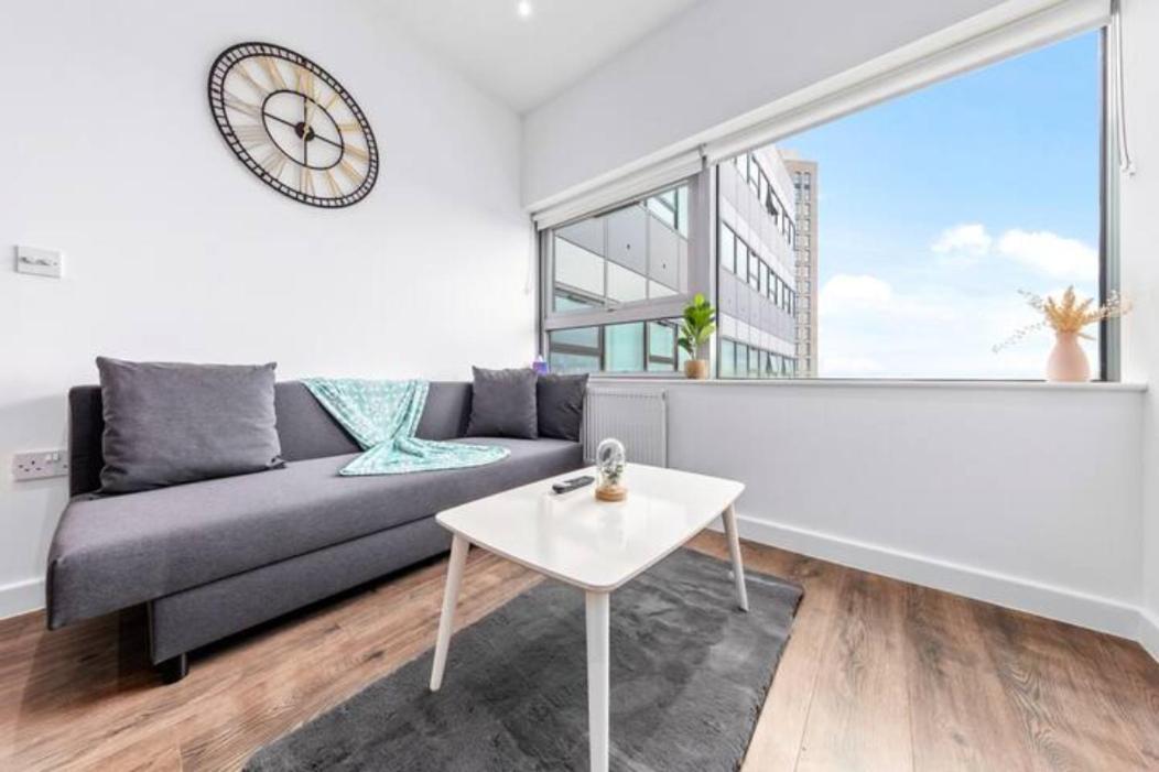 Stylish London 1Br Flat 15Min To Londonbridge Dp16 Apartment Кройдон Екстериор снимка